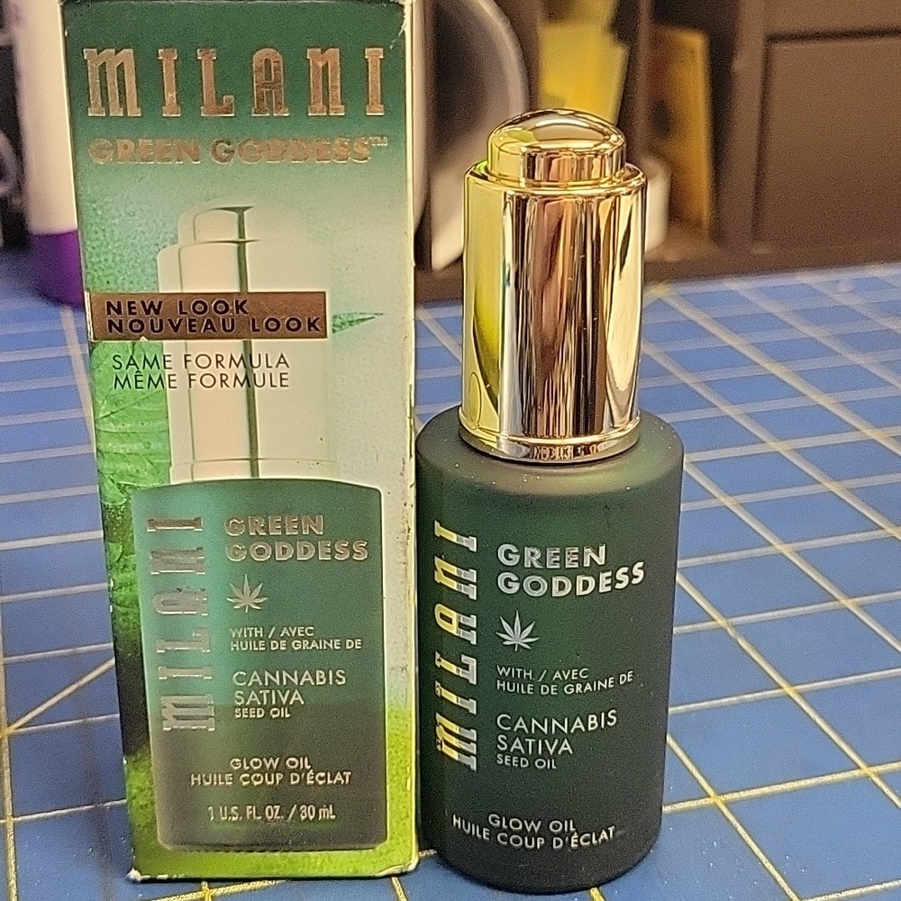 Milani Green Goddess Face Glow Oil 30ml NIB